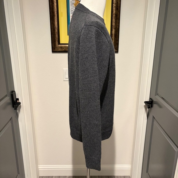 Jcrew midweight charcoal grey cashmere crewneck sweater Size Medium - Brand New - Picture 2 of 4